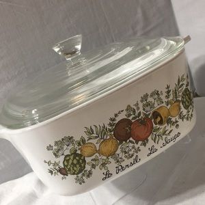 Vintage Corning Ware casserole with lid 1 1/2 quart Spice of Life